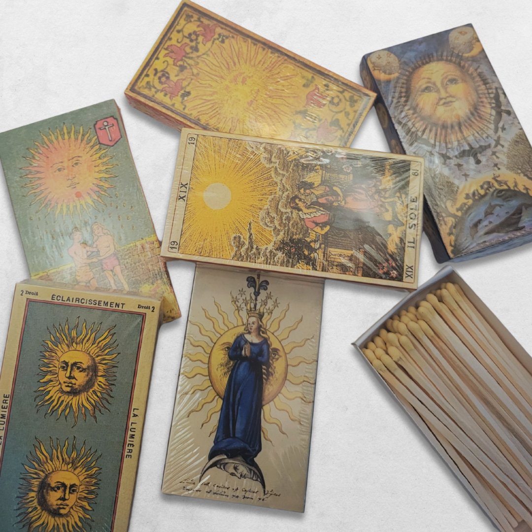 Vintage Design Matchbox (50 Matches)